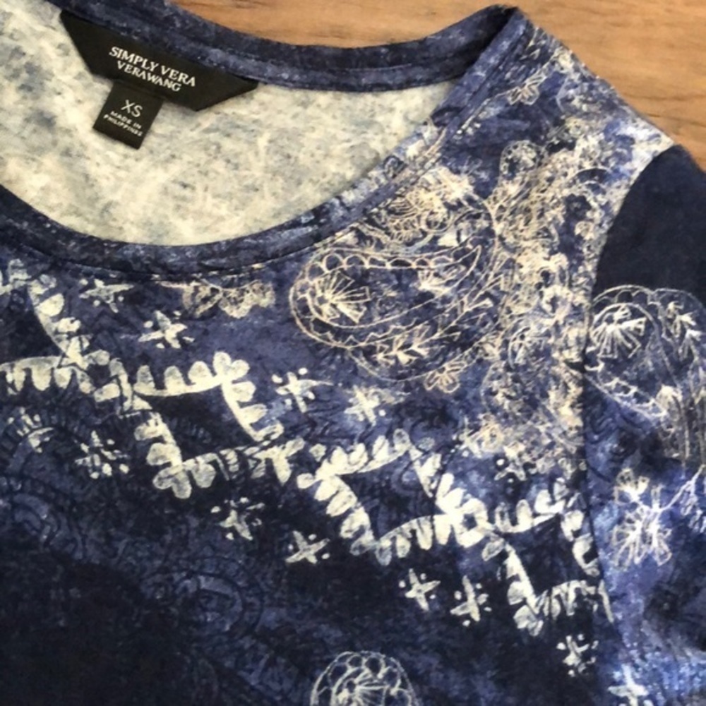 Simply Vera Wang Blue/white tie-dye long tee-shirt - Picture 5 of 5